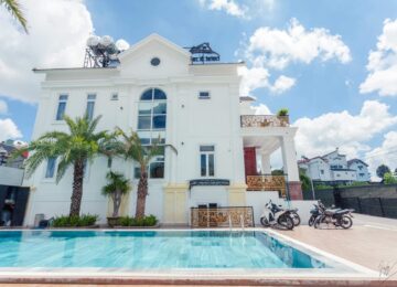 Villa Đà Lạt VIP có hồ bơi 14 phòng ngủ