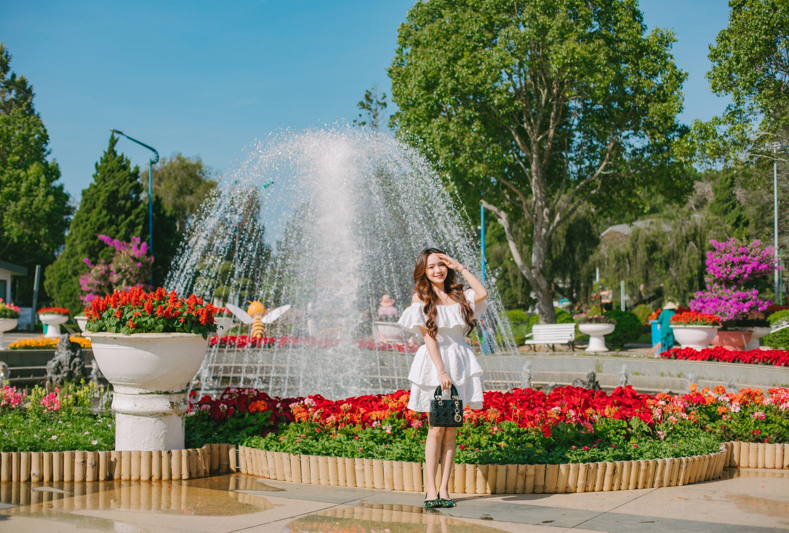 đài phun nước vườn hoa thành phố đà lạt