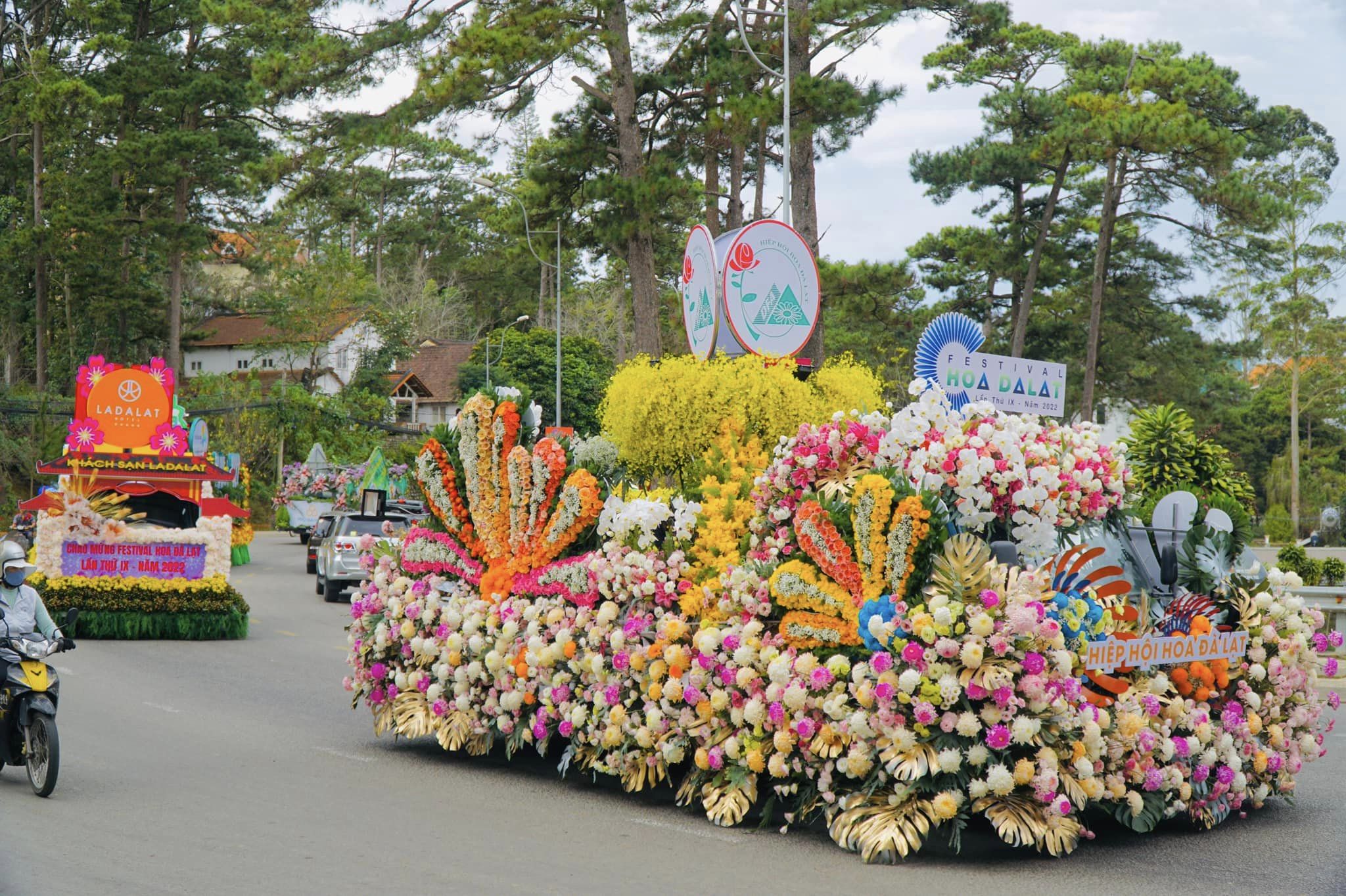 lễ hội carnaval hoa